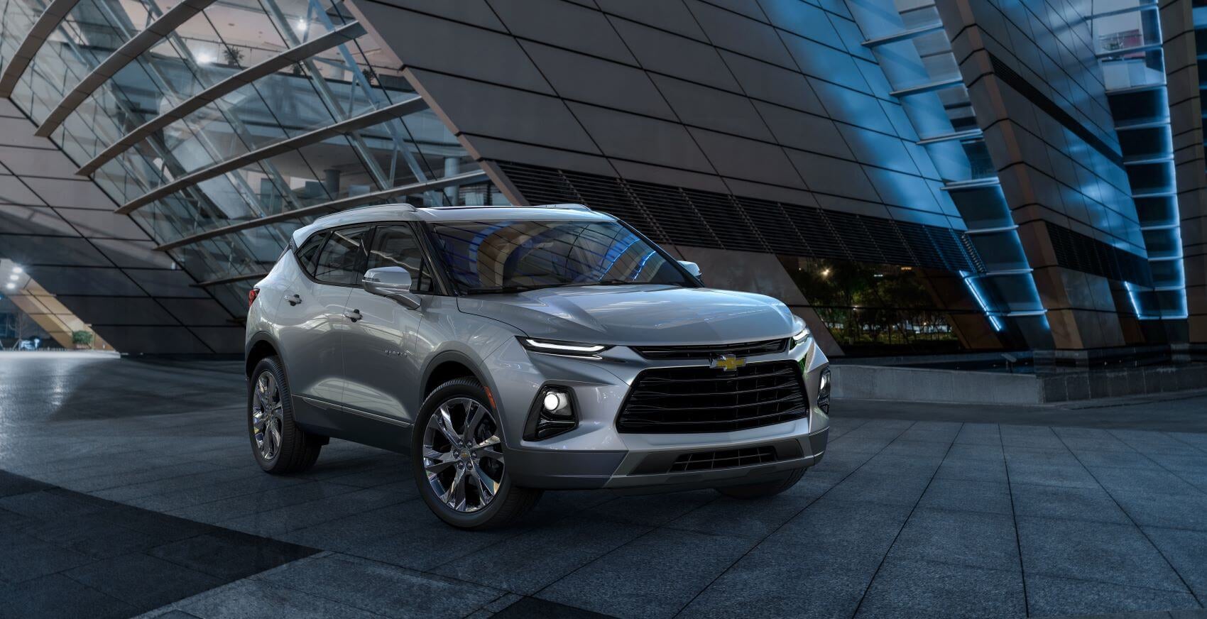 2022 Chevy Blazer in Gray Outside of Building