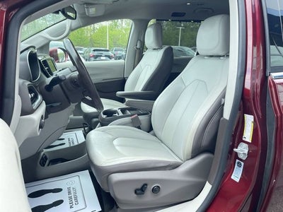 2019 Chrysler Pacifica Touring L