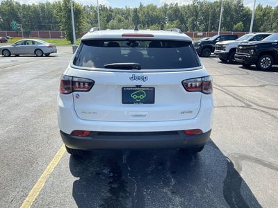 2024 Jeep Compass Latitude Lux FWD