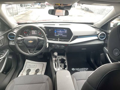 2025 Chevrolet Trax LS