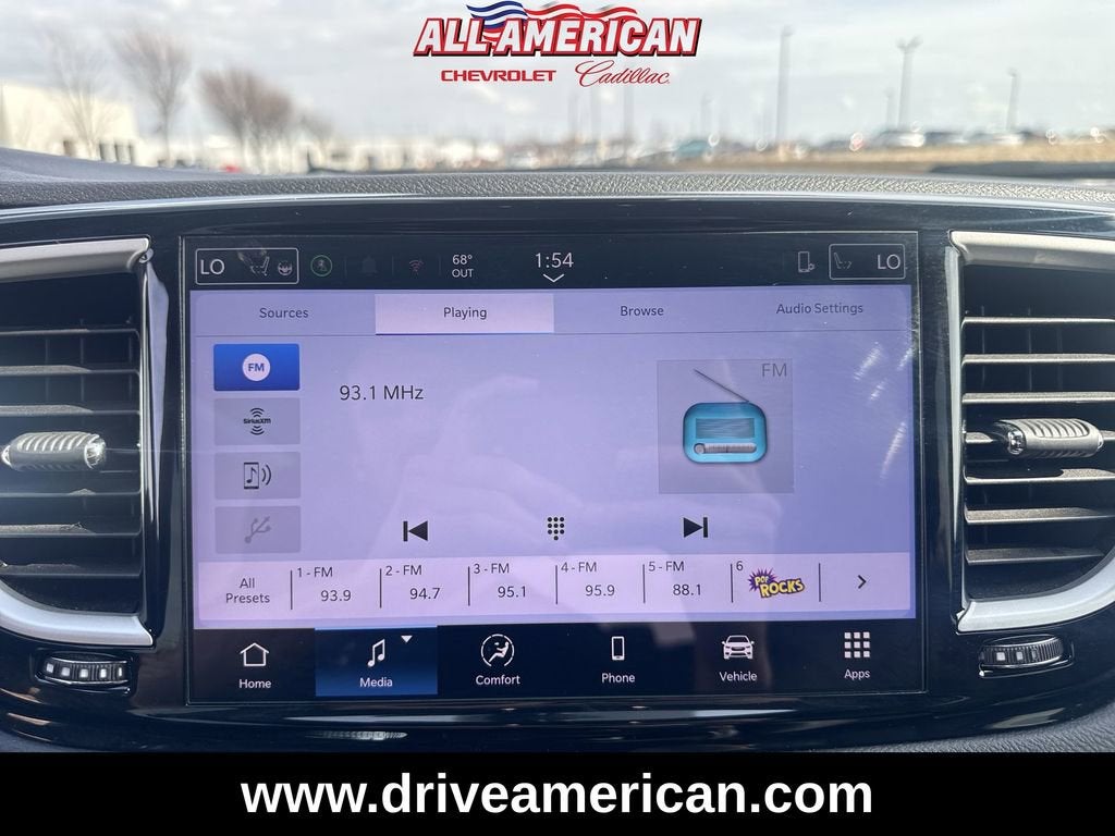 2025 Chrysler Pacifica Select