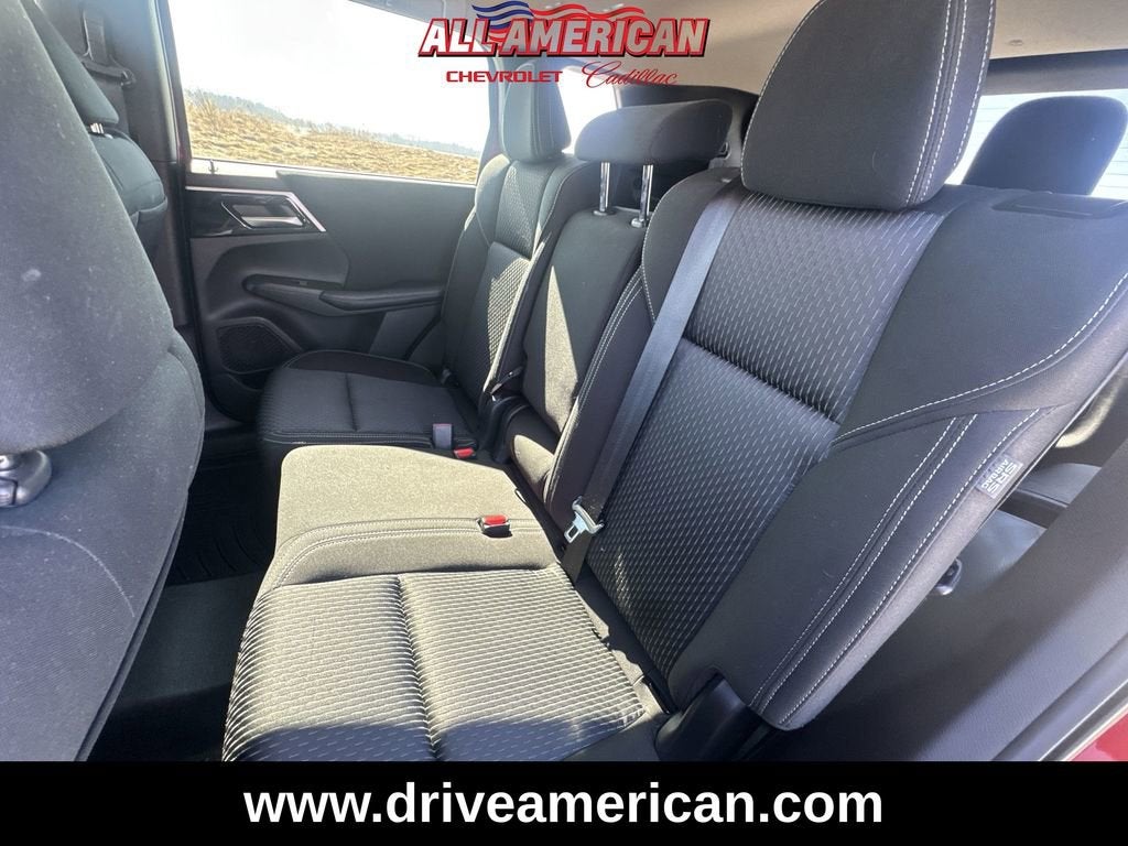 2022 Mitsubishi Outlander ES