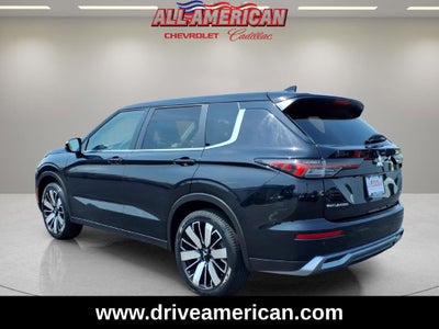 2025 Mitsubishi Outlander SE