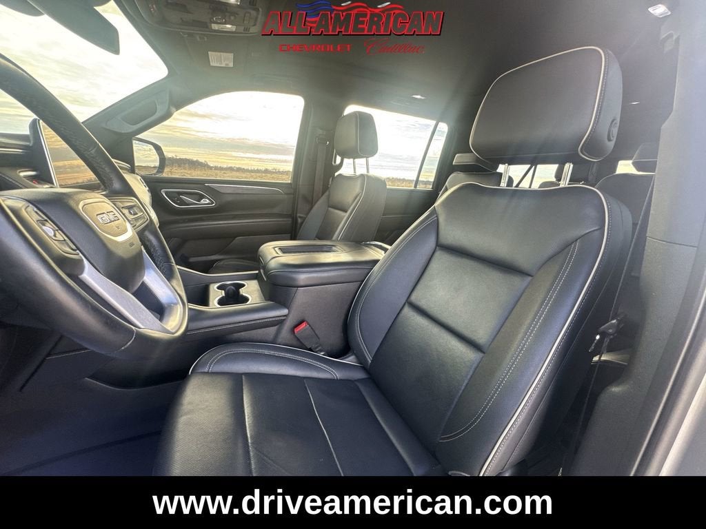 2023 GMC Yukon XL SLT