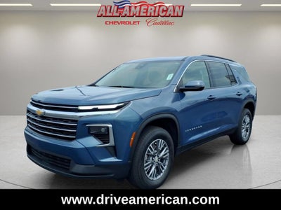 2025 Chevrolet Traverse LT