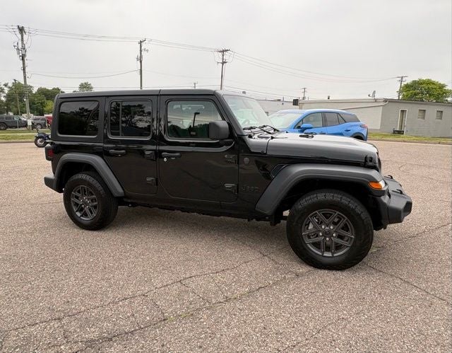 2025 Jeep Wrangler 4-Door Summit 4x4