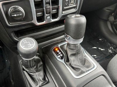 2025 Jeep Wrangler 4-Door Summit 4x4