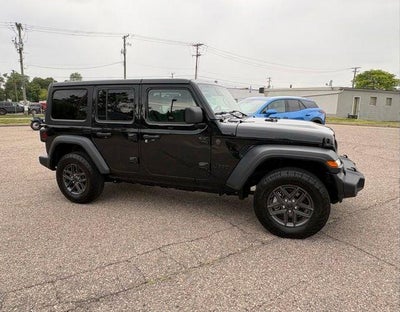 2025 Jeep Wrangler 4-Door Summit 4x4