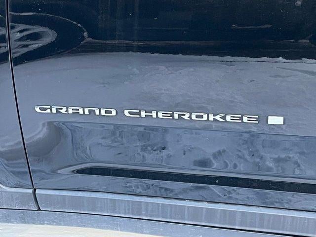 2023 Jeep Grand Cherokee Laredo 4x4