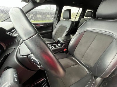 2022 Jeep Grand Cherokee L Altitude 4x4