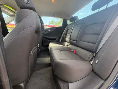 2022 Chevrolet Malibu FWD LT