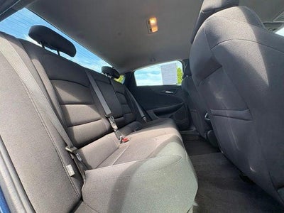 2022 Chevrolet Malibu FWD LT