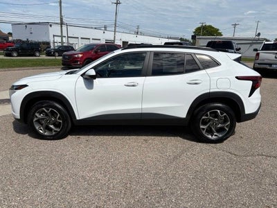2025 Chevrolet Trax FWD LT