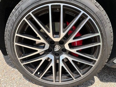 2024 Porsche Macan S