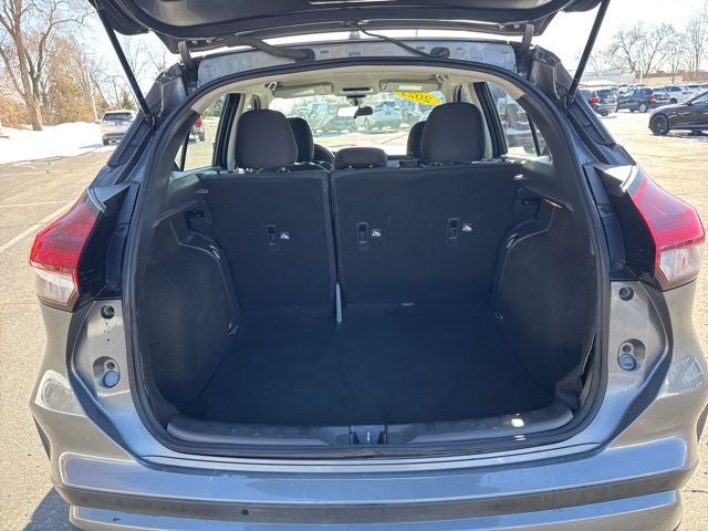 2021 Nissan Kicks S