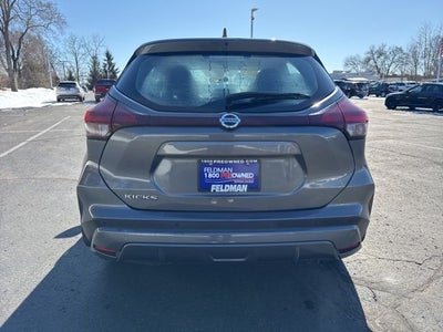 2021 Nissan Kicks S