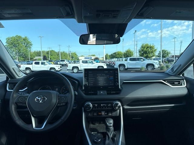 2022 Toyota RAV4 Hybrid XLE Premium