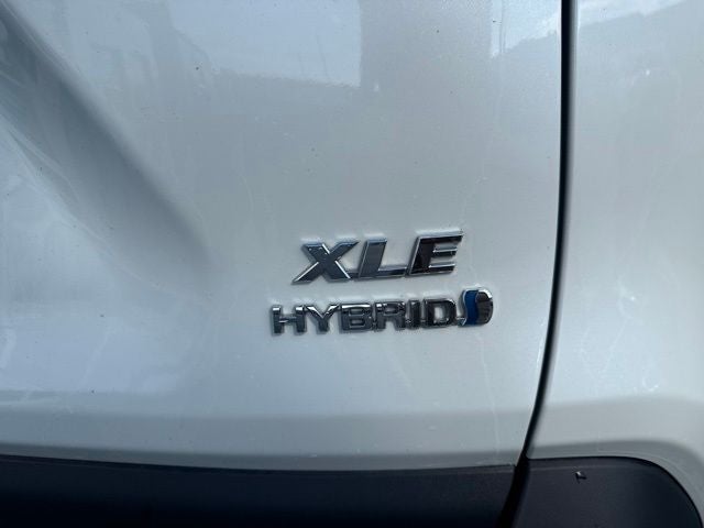 2022 Toyota RAV4 Hybrid XLE Premium