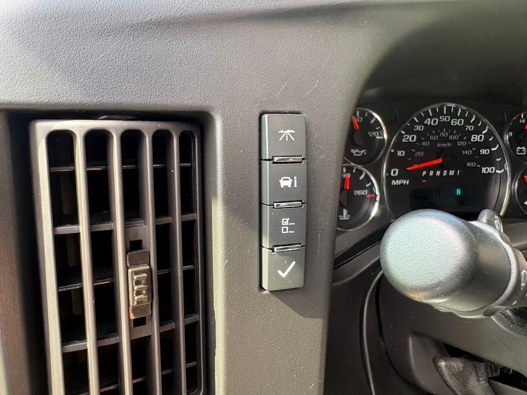 2023 Chevrolet Express 3500 LS Passenger