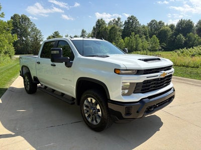 2026 Chevrolet Silverado 2500HD Custom