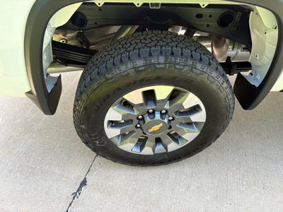 2026 Chevrolet Silverado 2500HD Custom