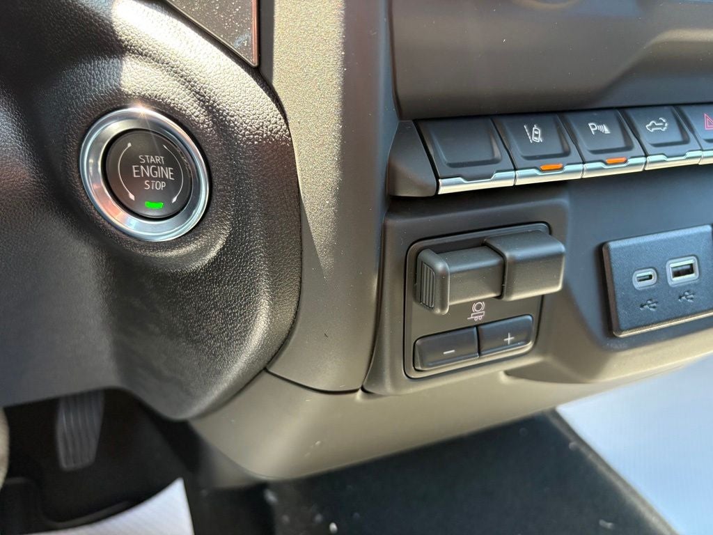 2026 Chevrolet Silverado 2500HD Custom