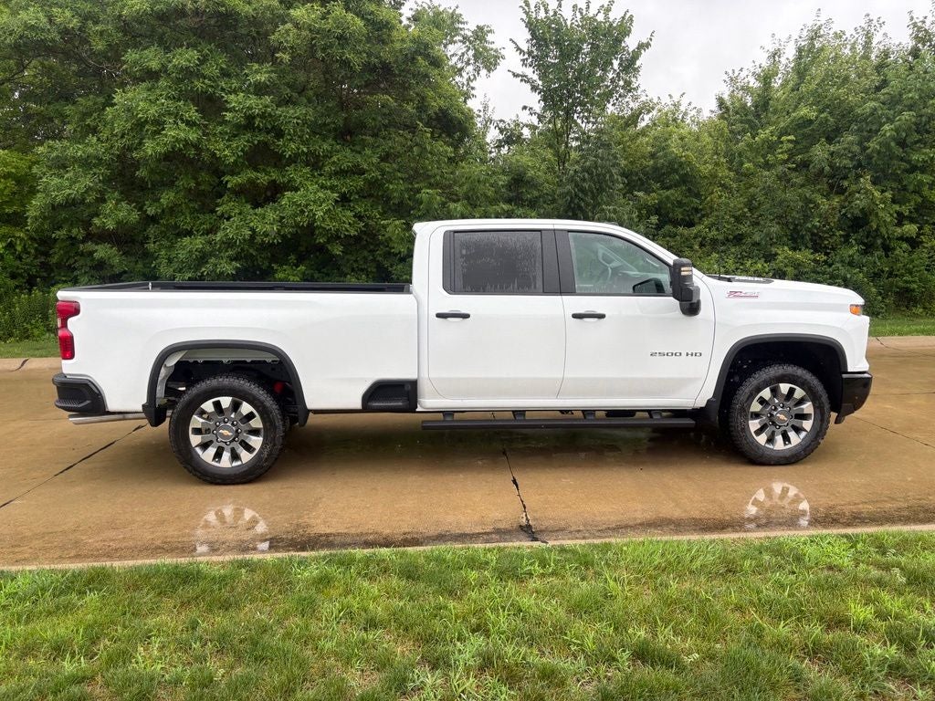 2026 Chevrolet Silverado 2500HD Custom