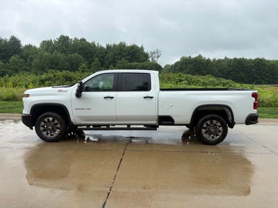 2026 Chevrolet Silverado 2500HD Custom