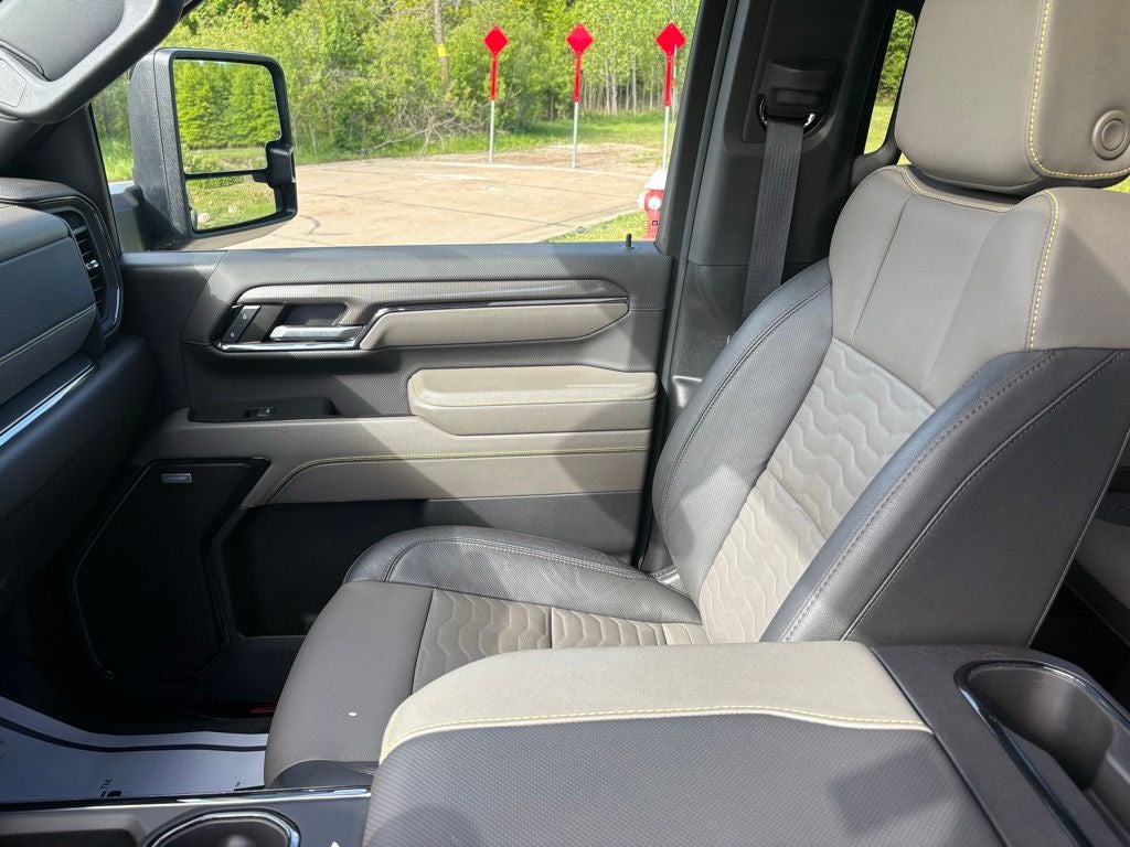 2024 Chevrolet Silverado 2500HD ZR2