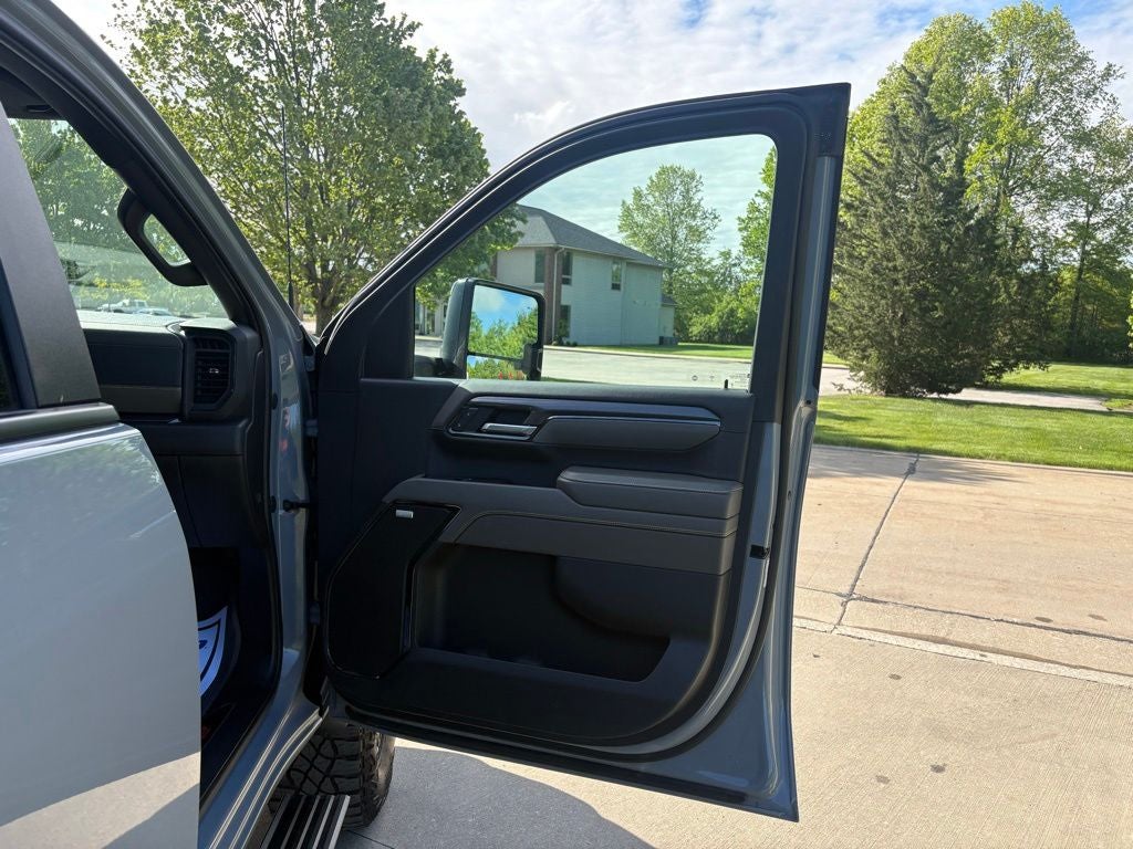 2024 Chevrolet Silverado 2500HD ZR2