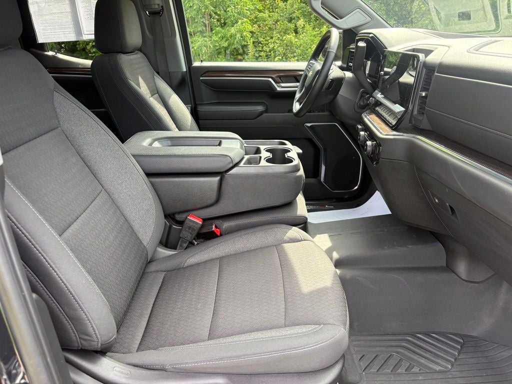 2023 Chevrolet Silverado 1500 LT LT1