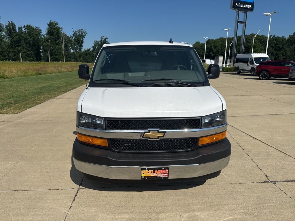 2025 Chevrolet Express 2500 Work Van Cargo