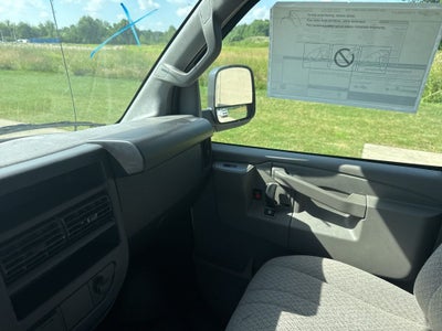 2025 Chevrolet Express 2500 Work Van Cargo