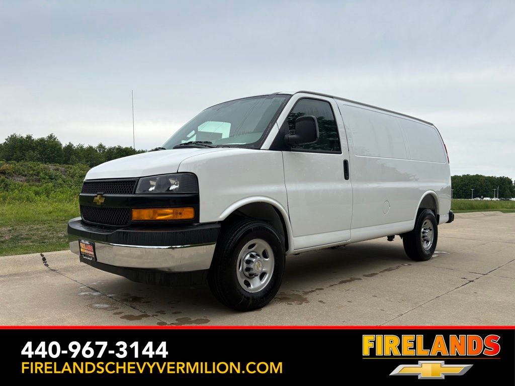 2026 Chevrolet Express 3500 Work Van Cargo