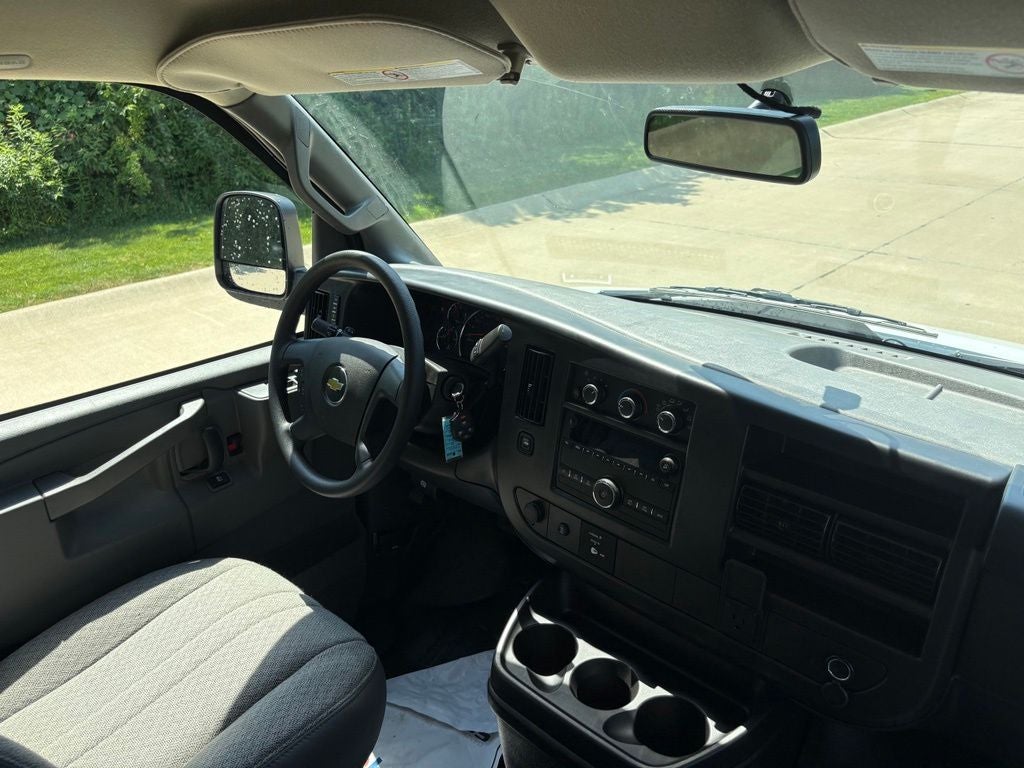 2026 Chevrolet Express 3500 Work Van Cargo