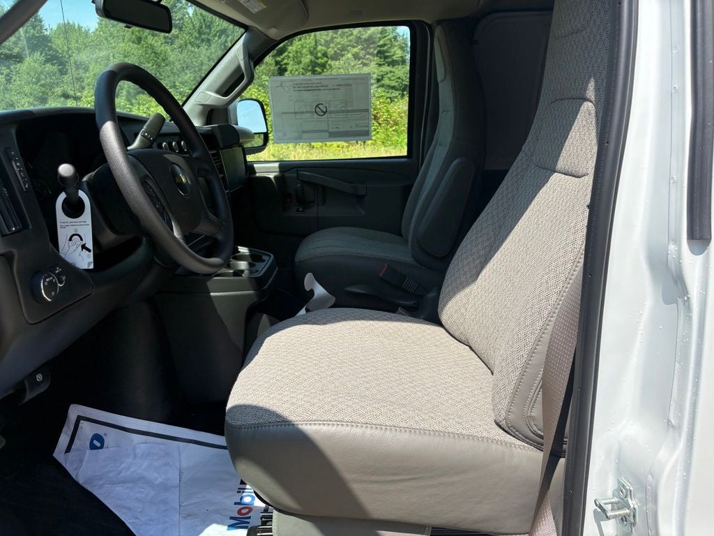 2026 Chevrolet Express 3500 Work Van Cargo