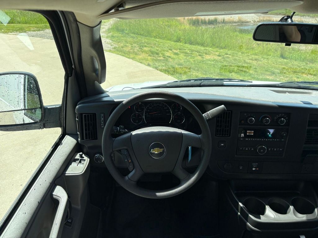 2026 Chevrolet Express 3500 Work Van Cargo