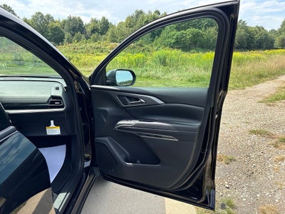 2027 Chevrolet Traverse LT 2LT