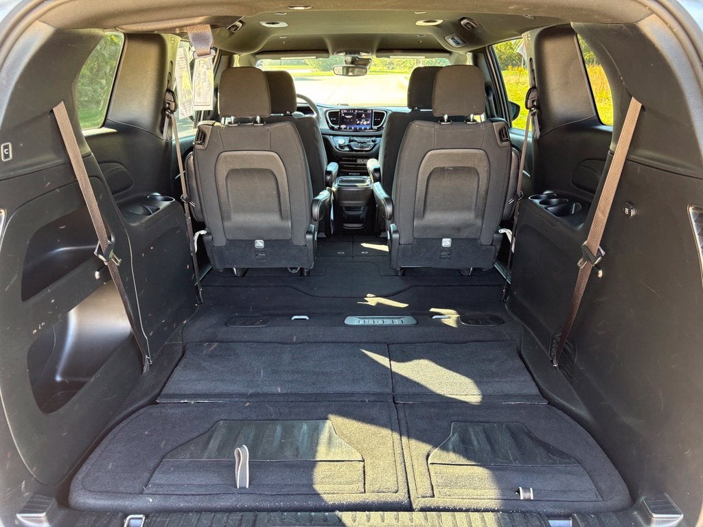 2023 Chrysler Pacifica Touring