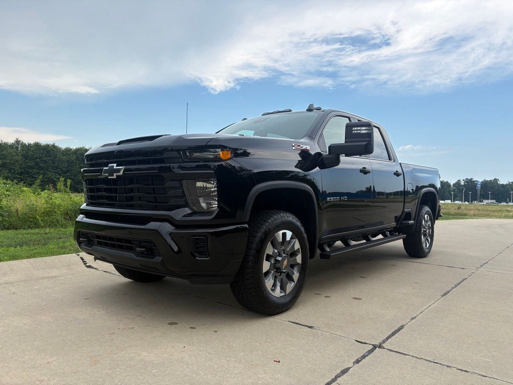 2026 Chevrolet Silverado 2500HD Custom