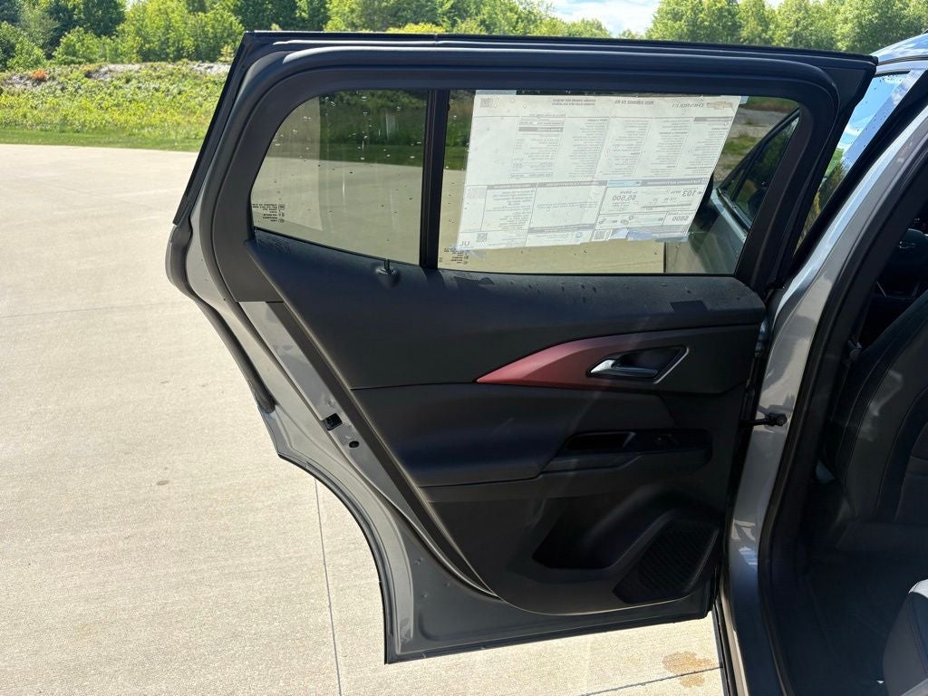 2025 Chevrolet Equinox EV RS