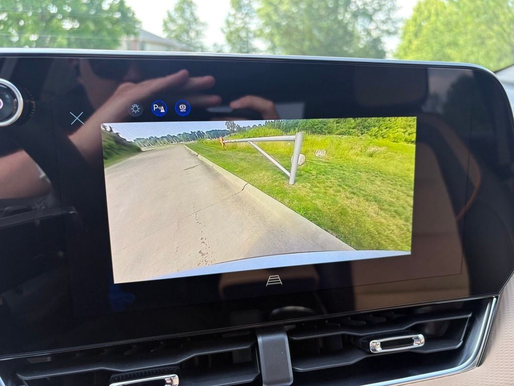 2027 Chevrolet Equinox ACTIV