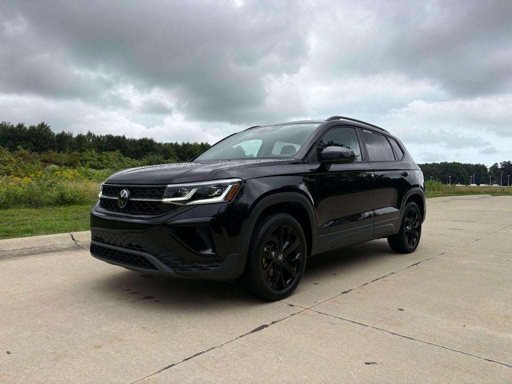 2024 Volkswagen Taos 1.5T SE