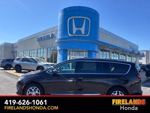 2017 Chrysler Pacifica Touring L Plus