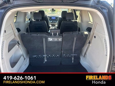 2017 Chrysler Pacifica Touring L Plus