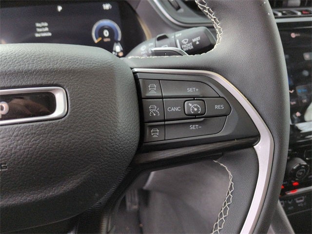 2024 Jeep Grand Cherokee Laredo X