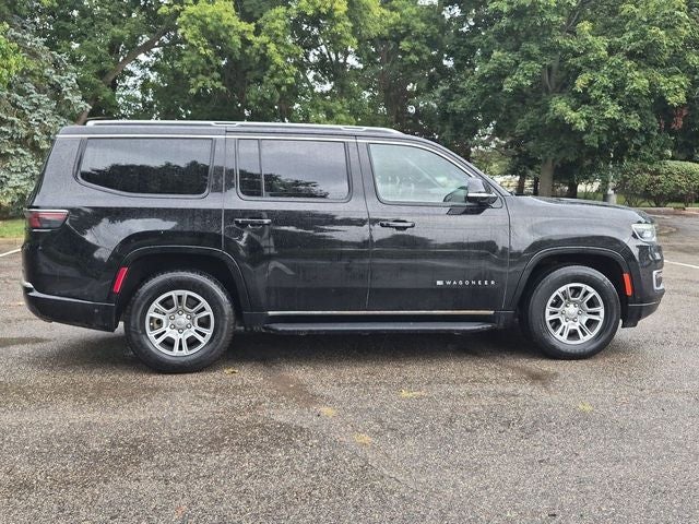 2023 Jeep Wagoneer Base