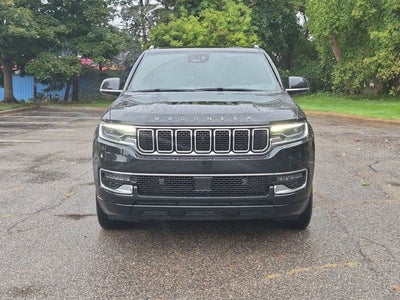 2023 Jeep Wagoneer Base
