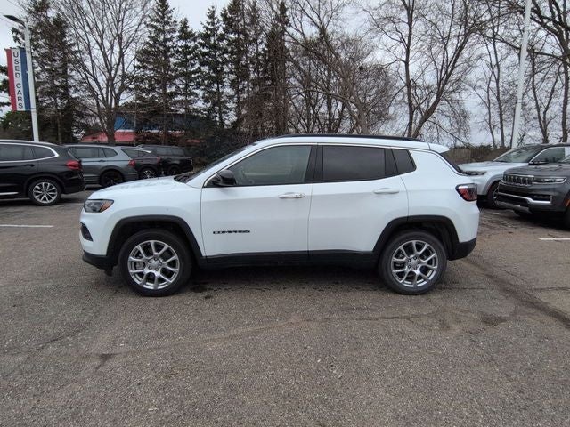 2024 Jeep Compass Latitude Lux