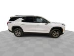 2025 Chevrolet Traverse LT 2LT